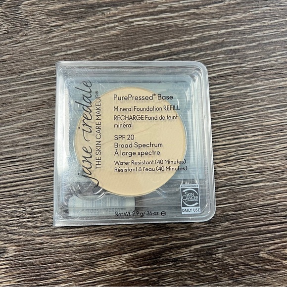 Jane Iredale PureBased foundation refill NWT - Picture 1 of 4